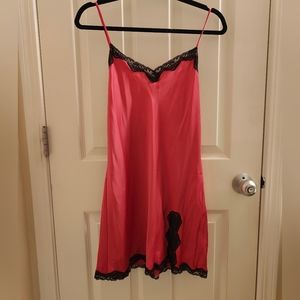 Vintage Victoria's Secret hot pink and black chemise sz M